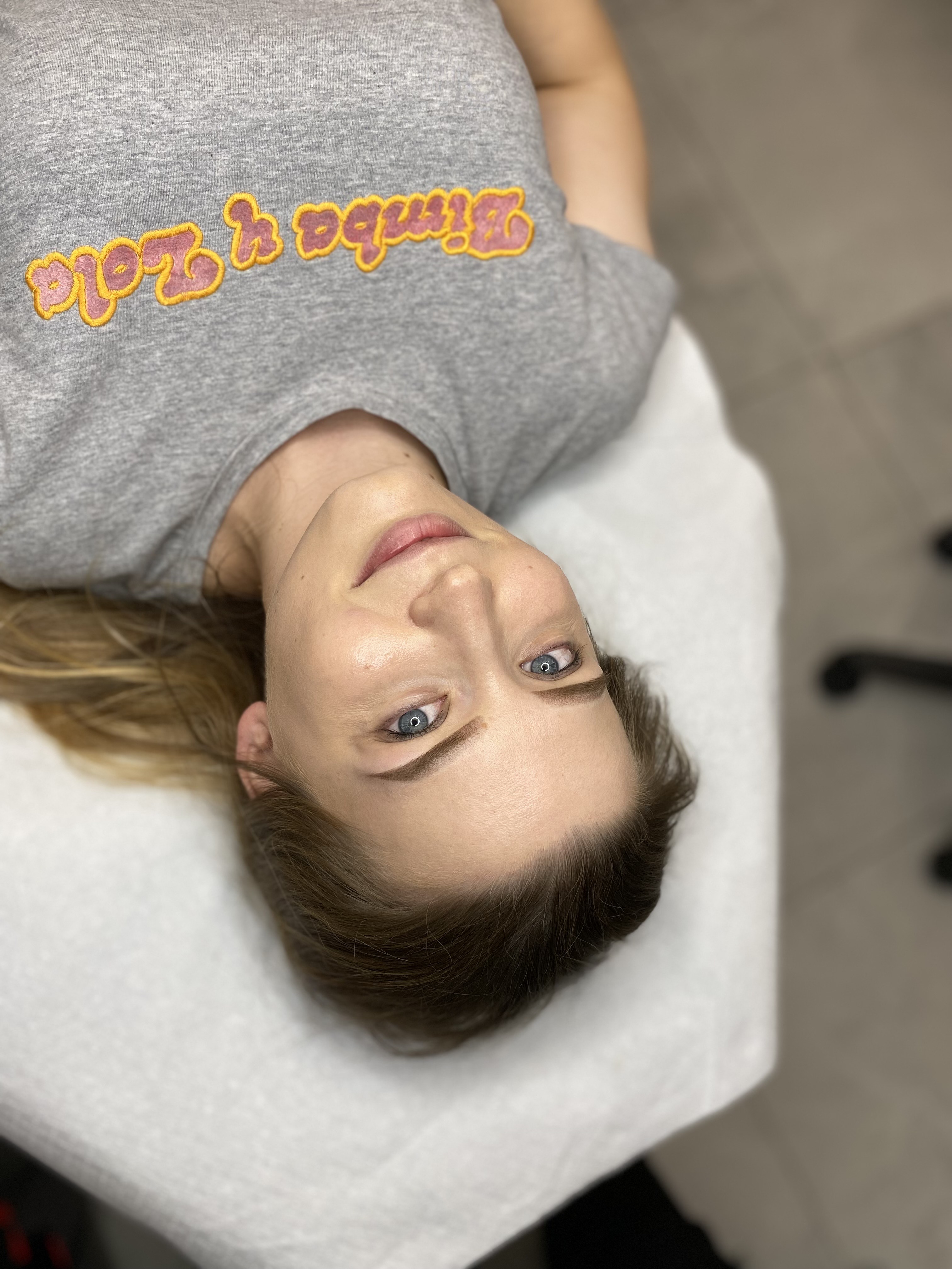 Makijaż permanentny brwi i kreska — Mad Beauty Warszawa Włochy